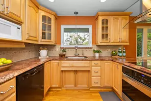 3091 Warwick Rd, Ann Arbor, MI 48104 - Photo 11