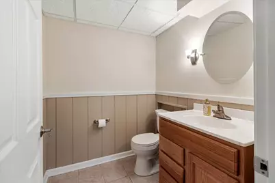 48551 Oak Bridge Drive, Canton, MI 48188 - Photo 31