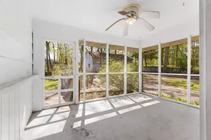 247 Holly Rd, Battle Creek, MI 49037 - Photo 3