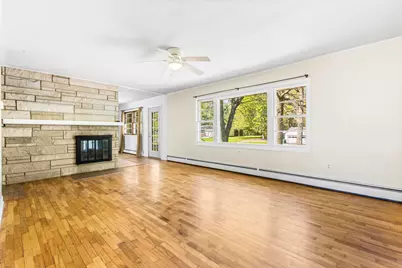 247 Holly Road, Battle Creek, MI 49037 - Photo 9