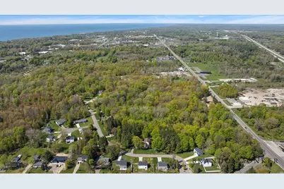 13748 Deer Creek Drive, South Haven, MI 49090 - Photo 61
