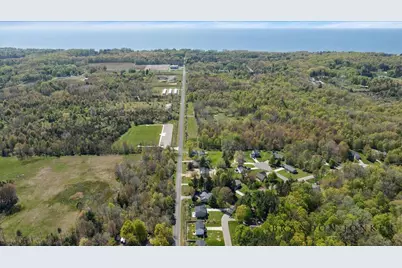 13748 Deer Creek Drive, South Haven, MI 49090 - Photo 59