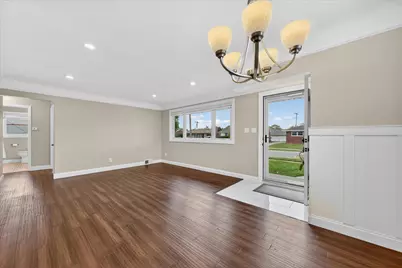 6627 Elizabeth Street, Garden City, MI 48135 - Photo 5