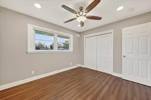 6627 Elizabeth St, Garden City, MI 48135 - Photo 13