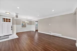 6627 Elizabeth St, Garden City, MI 48135 - Photo 7