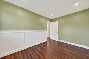 6627 Elizabeth St, Garden City, MI 48135 - Photo 19