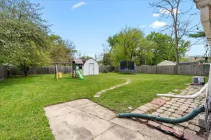 19152 Weyher St, Livonia, MI 48152 - Photo 29