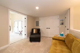 8811 Waruf Ave, Portage, MI 49002 - Photo 29