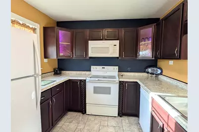 8811 Waruf Avenue, Portage, MI 49002 - Photo 63