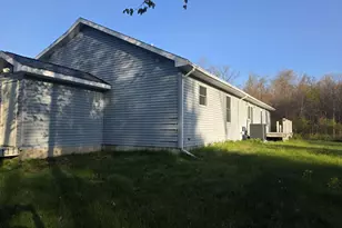 10185 S Tall Oak Trail, Grant, MI 49327 - Photo 3