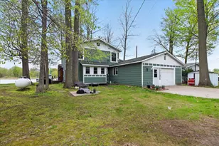 10131 Birch Dr, Riverdale, MI 48877 - Photo 55