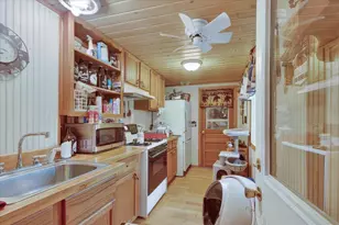 10131 Birch Dr, Riverdale, MI 48877 - Photo 37