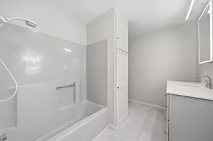 2718 Page Ave, Jackson, MI 49203 - Photo 13
