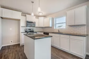 5659 Landrum Trl, Portage, MI 49024 - Photo 5
