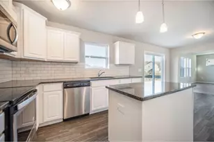 5659 Landrum Trl, Portage, MI 49024 - Photo 5