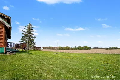 8038 N Greenville Road, Lakeview, MI 48850 - Photo 27