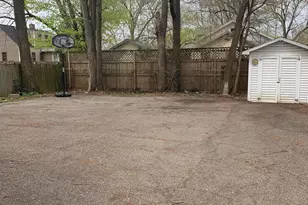 3116 Whittier Dr, Kalamazoo, MI 49001 - Photo 5