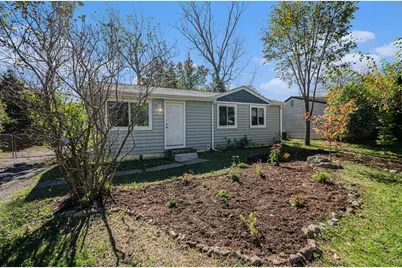 4 Burlingame Court, Ann Arbor, MI 48108 - Photo 3