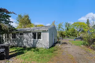 4 Burlingame Ct, Ann Arbor, MI 48108 - Photo 15