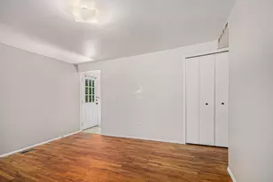 4 Burlingame Ct, Ann Arbor, MI 48108 - Photo 5