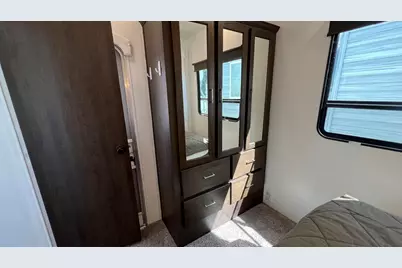 875 E Wells Street #20, South Haven, MI 49090 - Photo 13