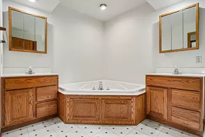 28810 Coulter Street, Edwardsburg, MI 49112 - Photo 17