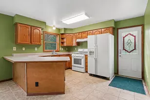 28810 Coulter St, Edwardsburg, MI 49112 - Photo 7
