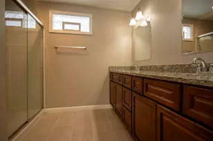 570 Wabash St, Milan, MI 48160 - Photo 5