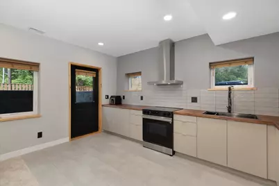 2420 James Street, Ann Arbor, MI 48104 - Photo 23