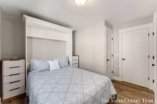 400 Lakeview Ct, Spring Lake, MI 49456 - Photo 25