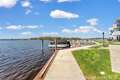 400 Lakeview Court #28-E, Spring Lake, MI 49456 - Photo 43