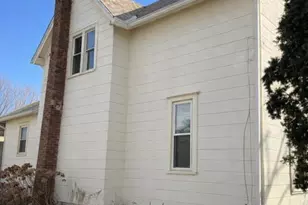 141 Bates St, Jackson, MI 49202 - Photo 25