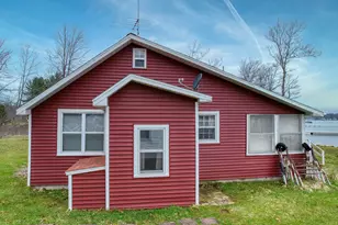 50479 Delling Dr, Dowagiac, MI 49047 - Photo 5