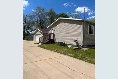 1809 Sunnyside Drive, Kalamazoo, MI 49048 - Photo 3