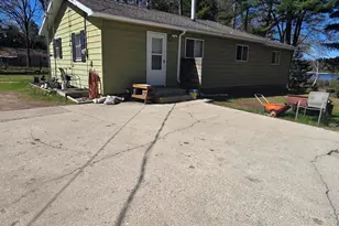 3434 Genesse St, National City, MI 48748 - Photo 9