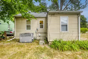 1234 E Elza Ave, Hazel Park, MI 48030 - Photo 5