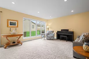 804 Moore Dr, Chelsea, MI 48118 - Photo 15