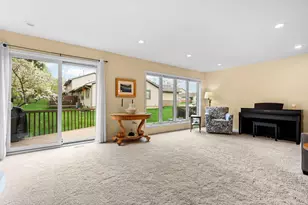 804 Moore Dr, Chelsea, MI 48118 - Photo 13