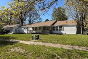 1318 Morgan Ave, Muskegon, MI 49442 - Photo 3