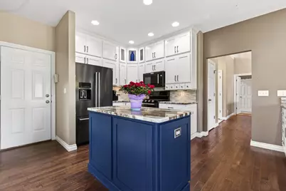 5796 Wacker Drive, Stevensville, MI 49127 - Photo 9