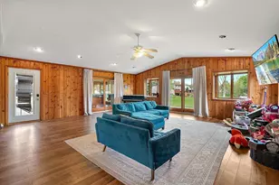 6079 Venice Dr, Commerce Township, MI 48382 - Photo 15