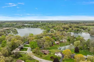 6079 Venice Dr, Commerce Township, MI 48382 - Photo 57