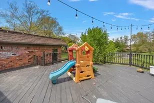 6079 Venice Dr, Commerce Township, MI 48382 - Photo 39