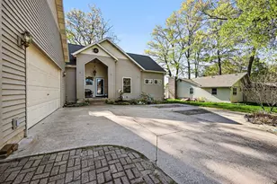 5550 Cozy Point Dr, Newaygo, MI 49337 - Photo 3