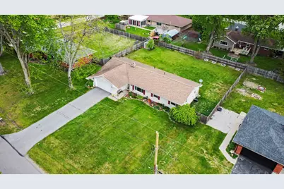 1138 Birchwood, Temperance, MI 48182 - Photo 5