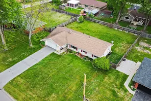 1138 Birchwood, Temperance, MI 48182 - Photo 5