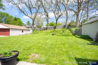 813 Everglade Drive SE, Grand Rapids, MI 49507 - Photo 9