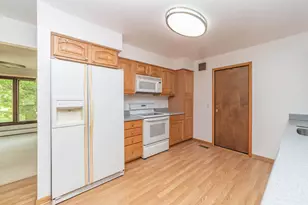 12528 Will Mill Dr, Milford, MI 48380 - Photo 17
