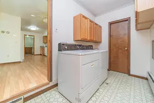 12528 Will Mill Dr, Milford, MI 48380 - Photo 13