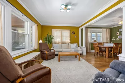 741 Crescent Street NE, Grand Rapids, MI 49503 - Photo 5